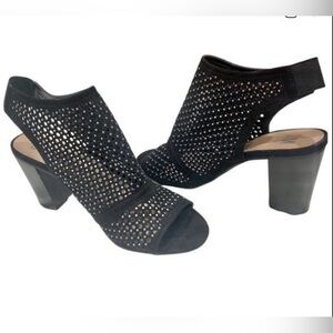 NEW! Black Slingback Peep Toe Heeled Sandal Sz 9.5